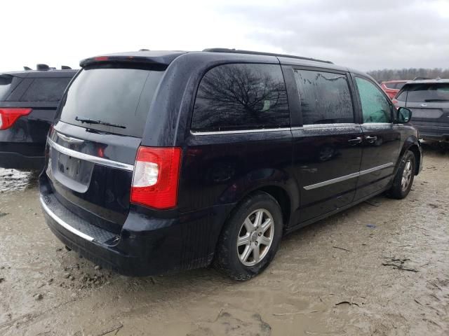 2011 Chrysler Town & Country Touring