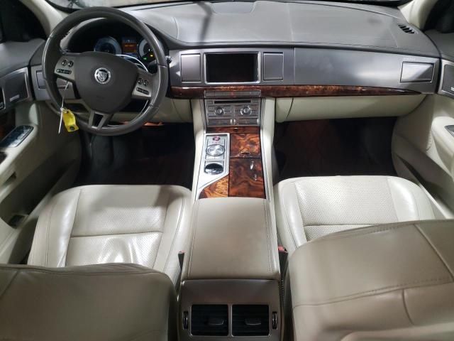 2009 Jaguar XF Premium Luxury