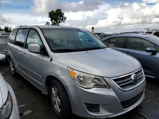 2009 Volkswagen Routan SE