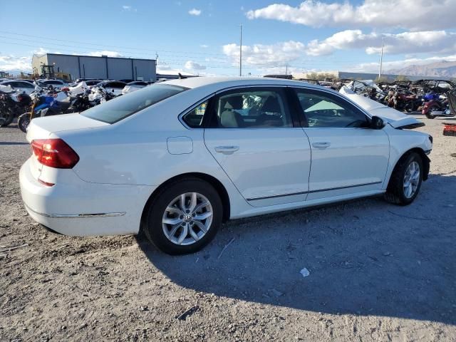 2016 Volkswagen Passat S