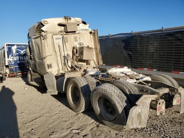 2014 Freightliner Cascadia 125