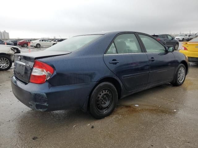 2004 Toyota Camry LE