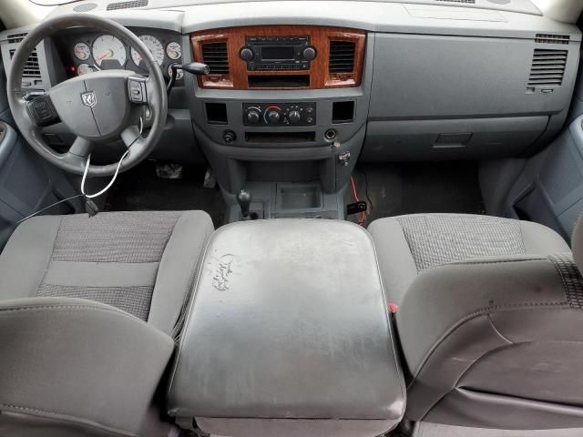 2006 Dodge RAM 2500 ST