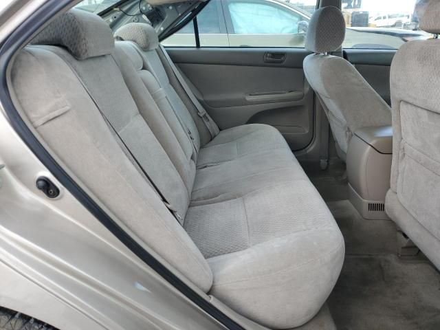 2004 Toyota Camry LE