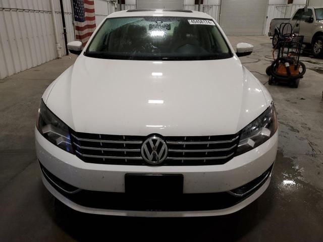 2013 Volkswagen Passat SE