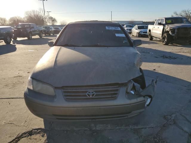 1999 Toyota Camry LE