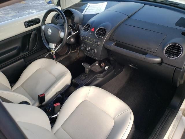 2008 Volkswagen New Beetle Triple White