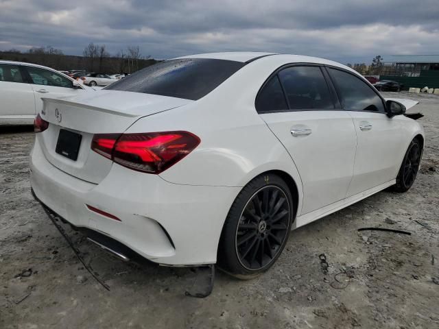 2019 Mercedes-Benz A 220