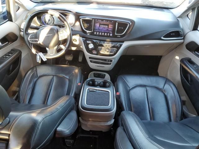 2017 Chrysler Pacifica Touring L Plus