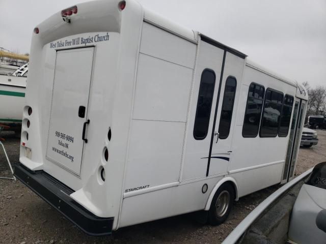 2013 Ford Econoline E450 Super Duty Cutaway Van