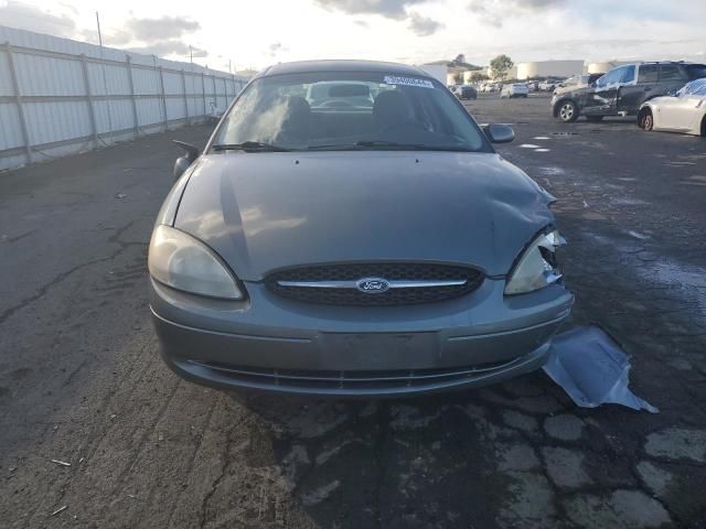 2001 Ford Taurus SE