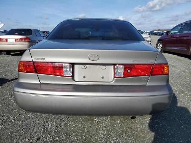 2001 Toyota Camry LE