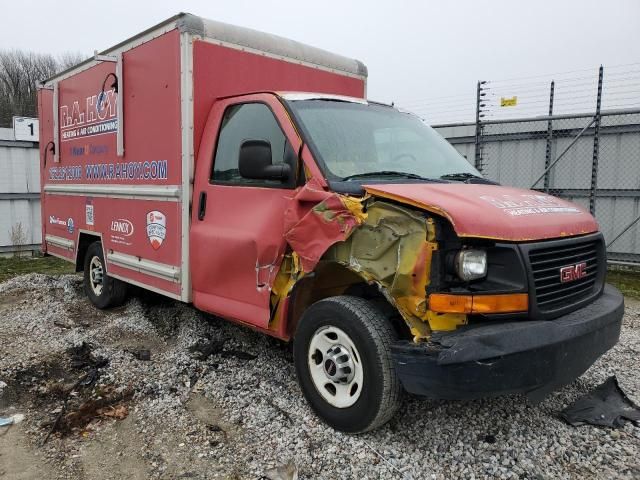 2010 GMC Savana Cutaway G3500