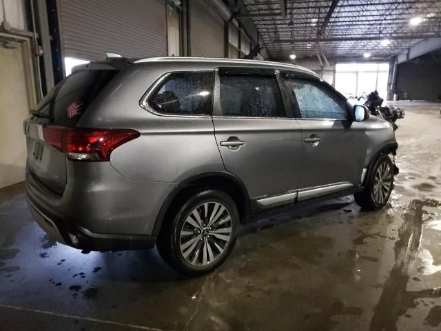 2020 Mitsubishi Outlander SE