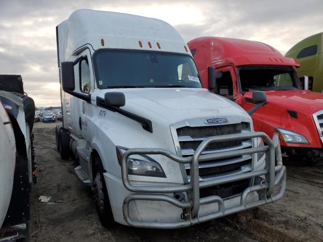 2019 Freightliner Cascadia 126