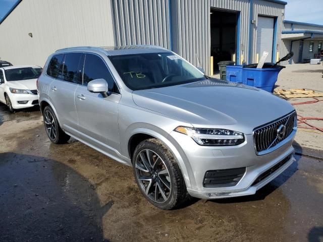 2022 Volvo XC90 T6 Momentum