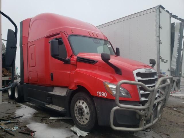 2021 Freightliner Cascadia 126