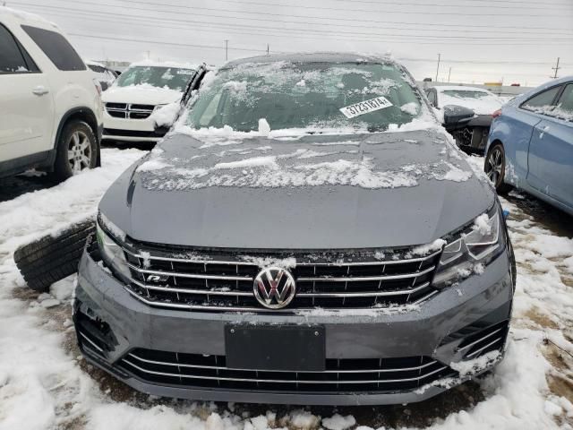 2017 Volkswagen Passat R-Line