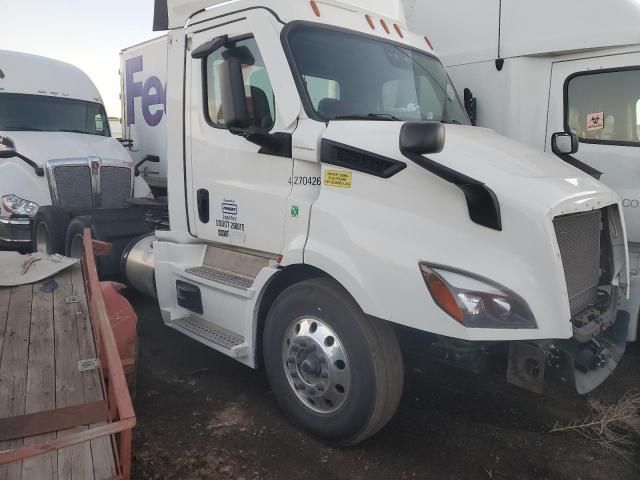 2021 Freightliner Cascadia 116