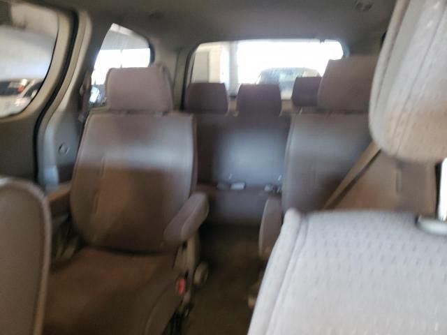 2005 Nissan Quest S