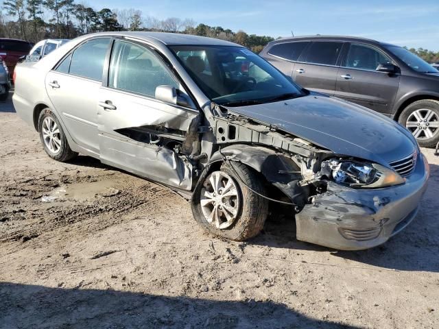 2005 Toyota Camry LE