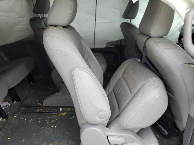 2015 Toyota Sienna XLE