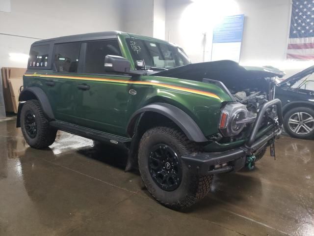 2023 Ford Bronco Base