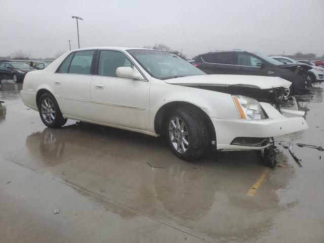 2011 Cadillac DTS Luxury Collection