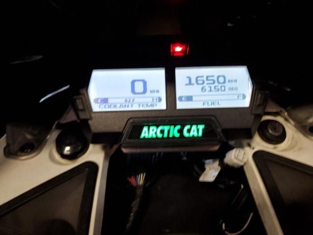 2016 Arctic Cat Snowmobile