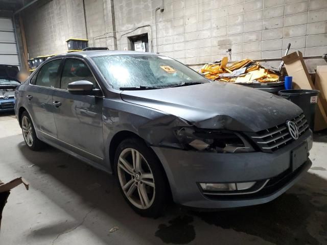 2013 Volkswagen Passat SEL