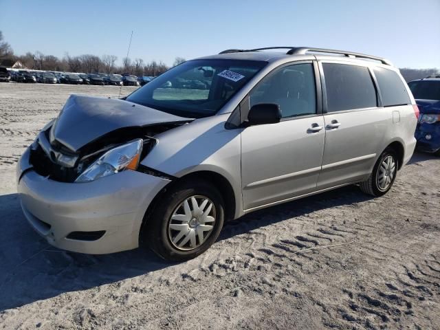 2010 Toyota Sienna CE