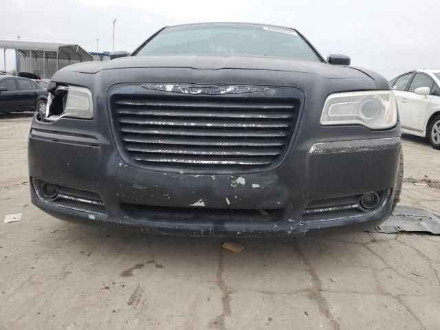 2012 Chrysler 300 Limited