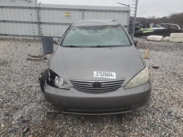 2005 Toyota Camry LE