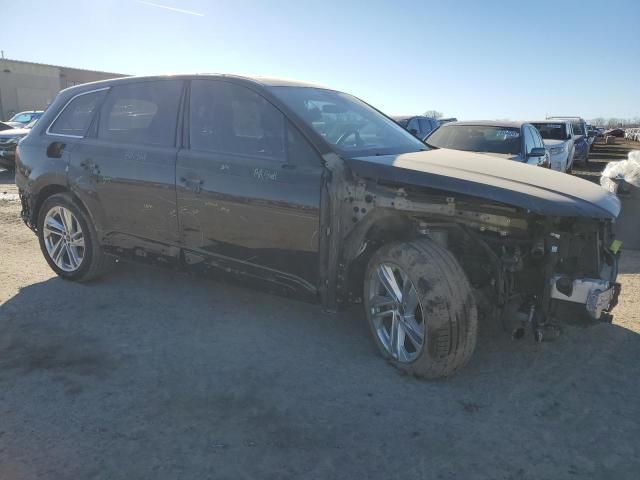 2021 Audi Q7 Prestige