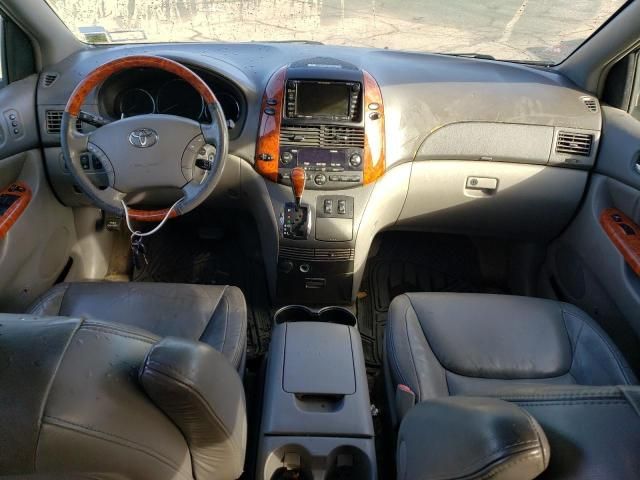 2006 Toyota Sienna XLE