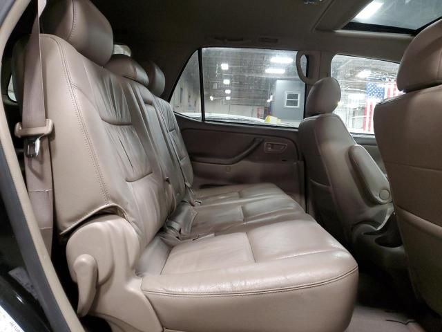 2005 Toyota Sequoia SR5