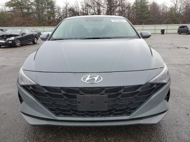 2022 Hyundai Elantra Blue