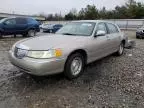 2000 Lincoln Town Car Signature