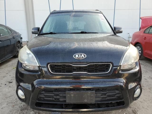 2013 KIA Soul +