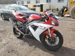 Motos reportados por vandalismo a la venta en subasta: 2002 Yamaha YZFR1