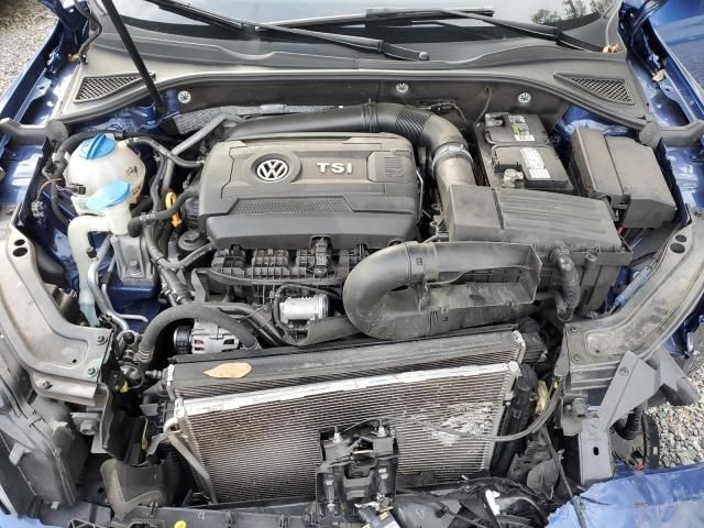 2017 Volkswagen Passat SEL Premium