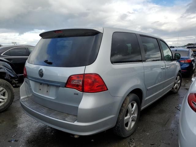 2009 Volkswagen Routan SE