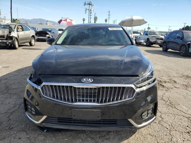 2017 KIA Cadenza Premium