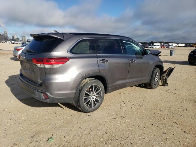 2018 Toyota Highlander SE