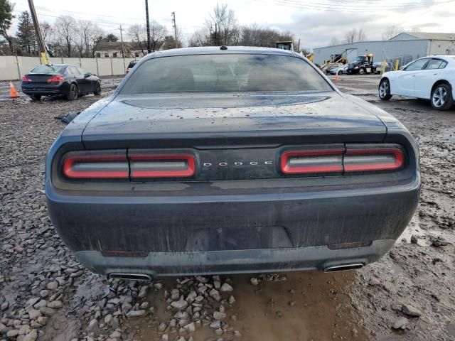 2017 Dodge Challenger SXT