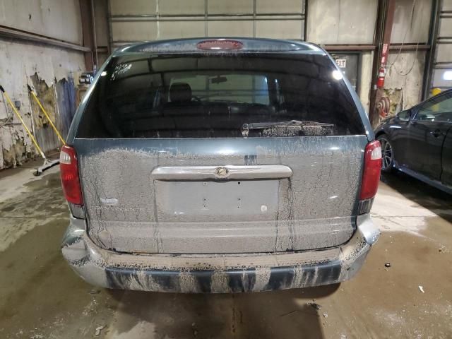 2006 Chrysler Town & Country