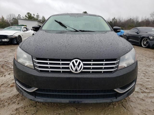 2013 Volkswagen Passat SE