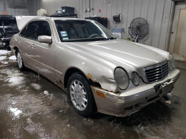 2000 Mercedes-Benz E 320 4matic