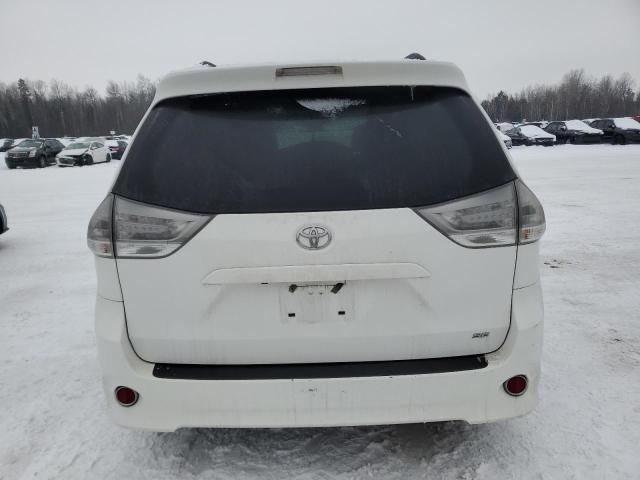 2012 Toyota Sienna Sport