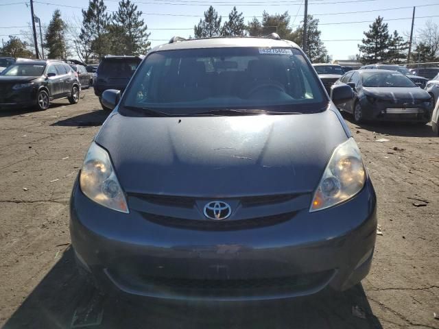 2006 Toyota Sienna XLE